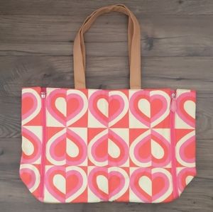 🍀NWT💖 DSW Pink and White Heart Pattern Tote Bag